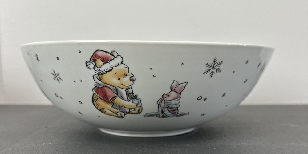 Disney Winnie the Pooh Christmas Bowl Snowflake 6 Inch Porcelain Microwave Safe